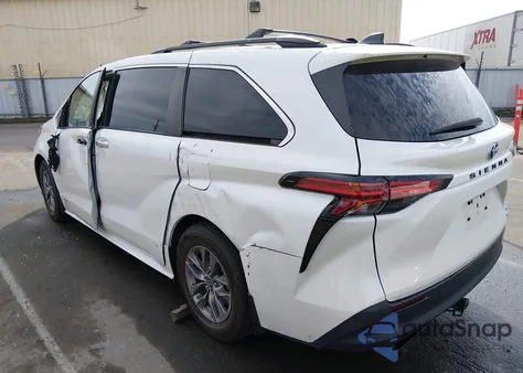 2021 Toyota Sienna Xle from USA, damaged, VIN 5TDJRKECXMS044325